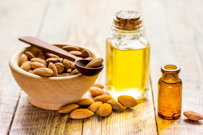 روغن بادام شیرین 1 روغن بادام شیرین