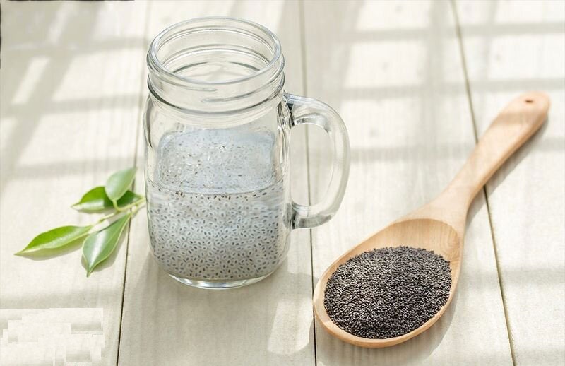 عرق بیدمشک | عرق گیاهی با 15 خاصیت مختلف برای بدن 15 عرق بیدمشک