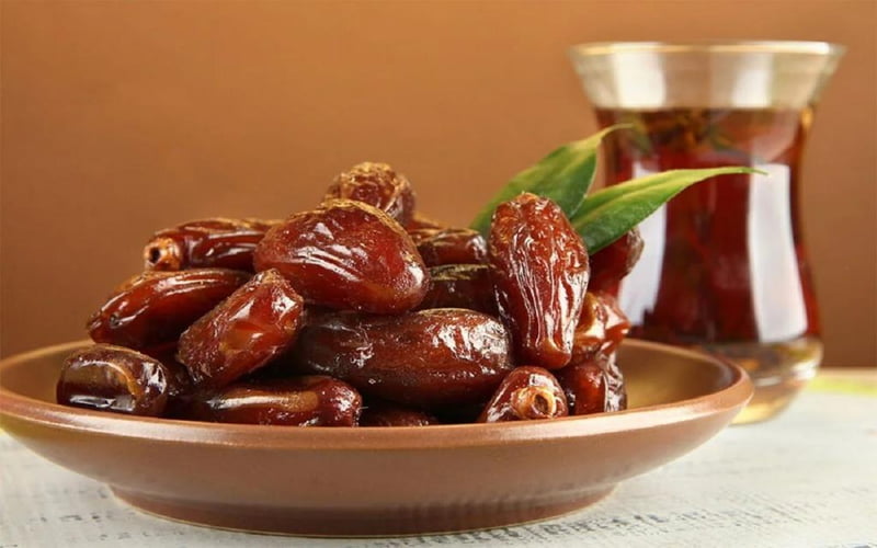 خرما مرداسنگ | مرداسنگ شیره دار کنجدی بازنشین 5 خرما مرداسنگ